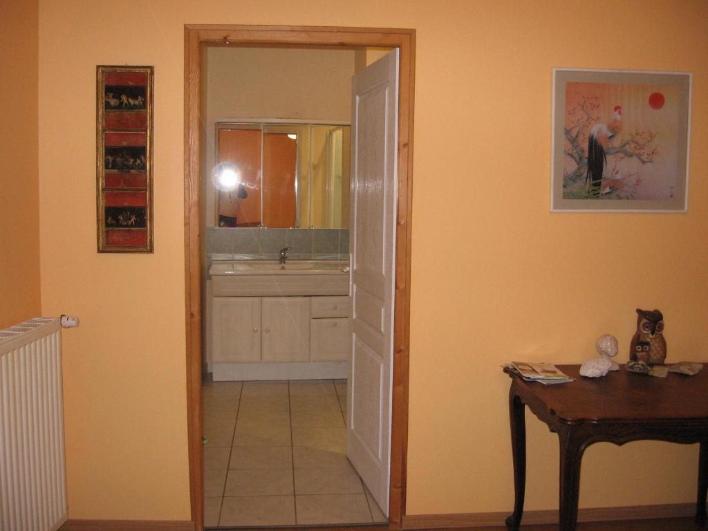 Chez Robert et Catherine Dompierre-sur-Mont Chambre photo